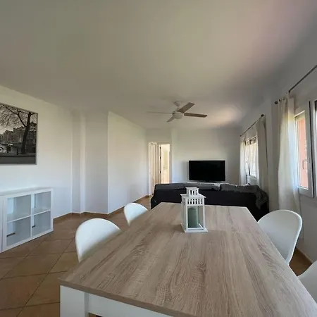 Apartamento Luminoso Y Amplio Apartamento Al Lado Del Mar Fuengirola