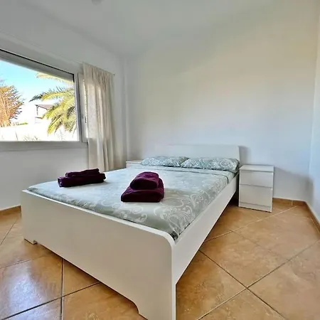 Apartamento Luminoso Y Amplio Apartamento Al Lado Del Mar *